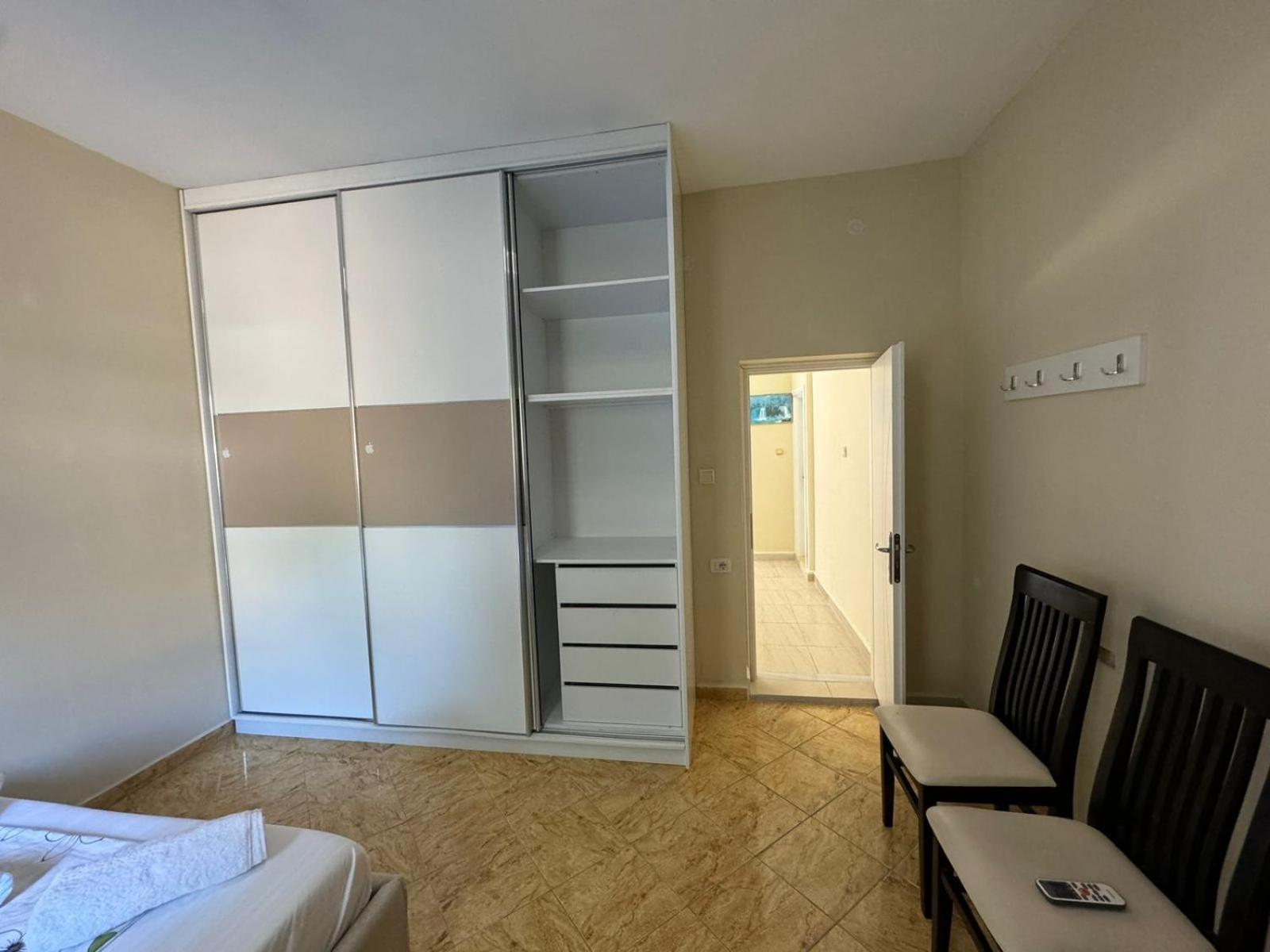 Miri Apartments Sarandë エクステリア 写真