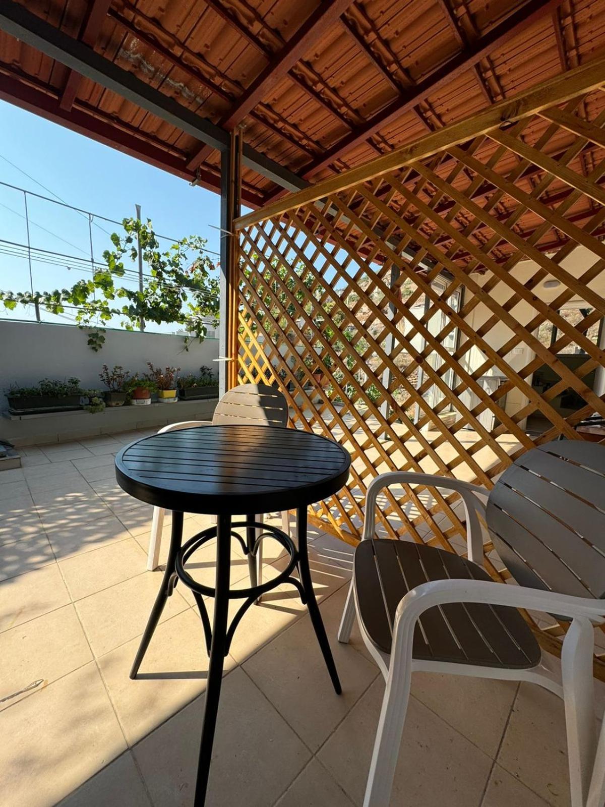 Miri Apartments Sarandë エクステリア 写真